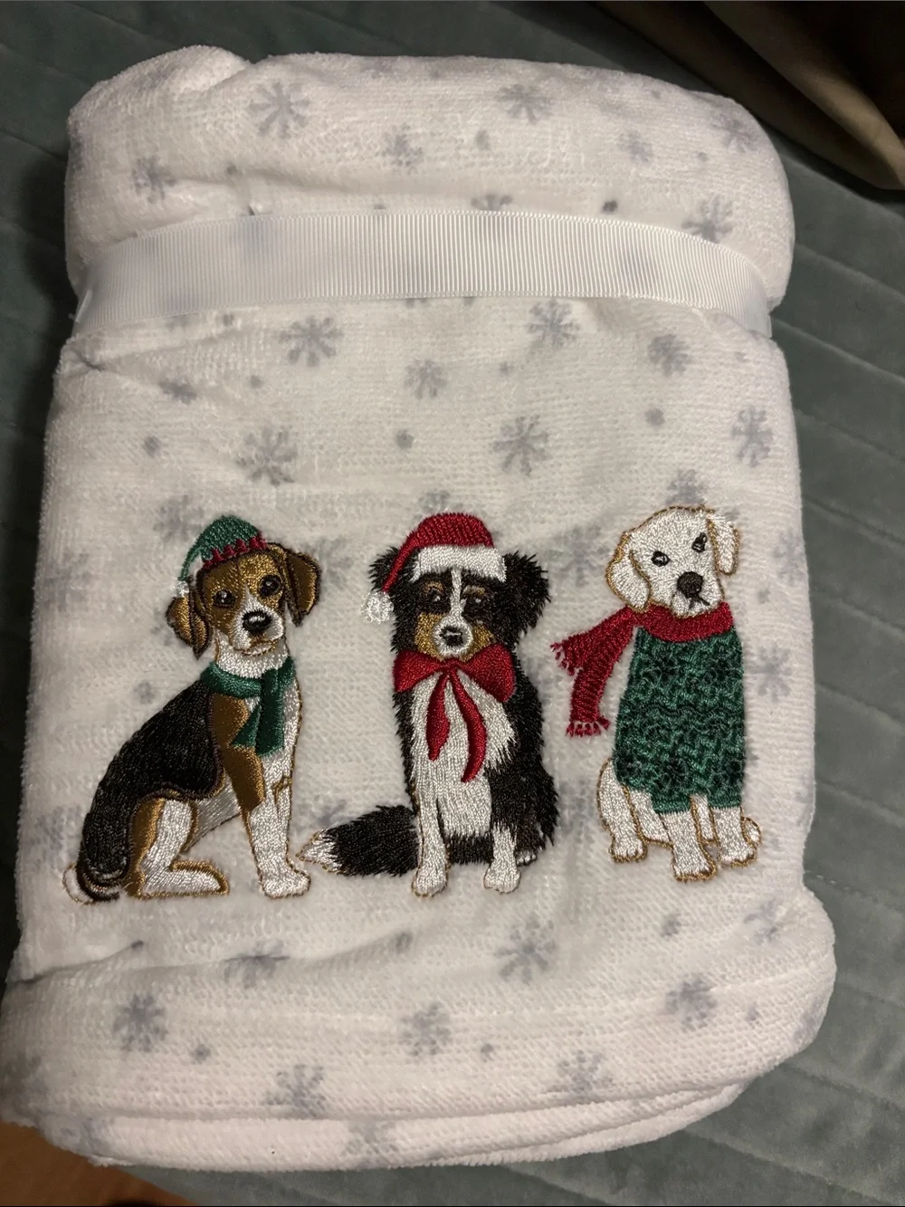 Jingles & Joy hand towels new with tag set of 2